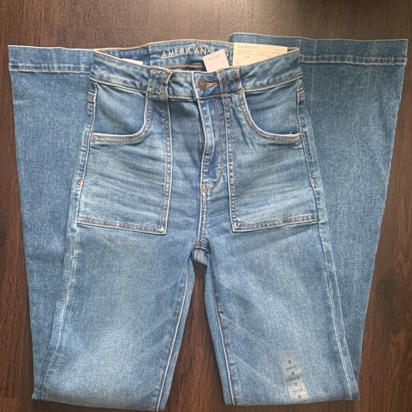 American Eagle Flare Jeans - Picture 4 of 7